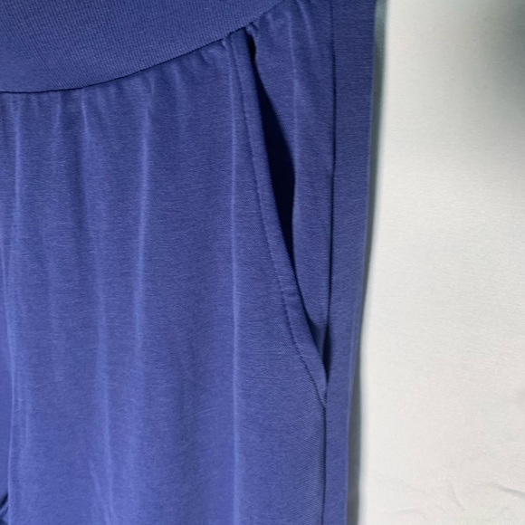 NWT Fabletics Kristin Pant XXS Navy - Picture 4 of 4